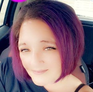 Meet your Posher, Manda